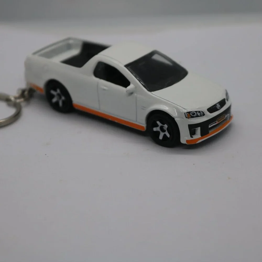 Matchbox 2008 Holden custom keychain 1/64 scale